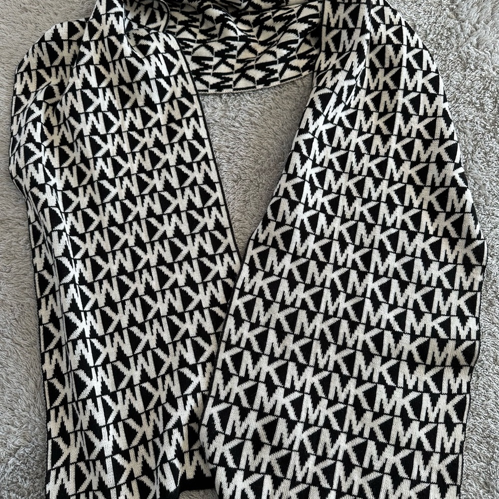 Michael Kors Monogram Black and White Scarf